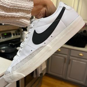 Nike Blazer Low '77 Vintage
Men's Size 10